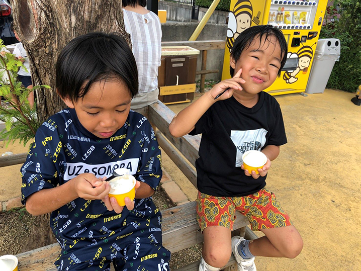 長坂養蜂場